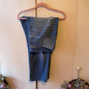 Distressed Boyfriend Jeans